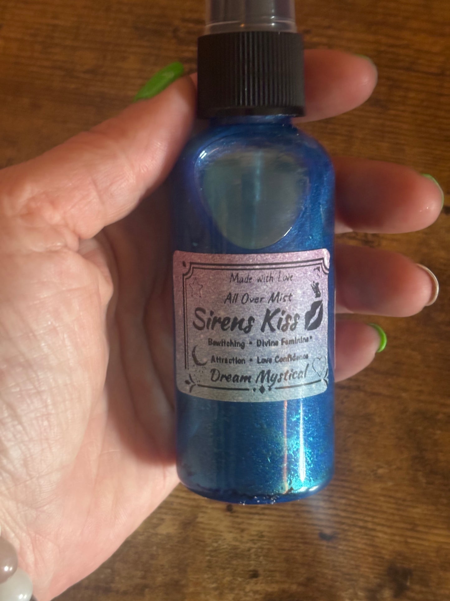 🖤 Sirens Kiss All Over Body Mist 🖤
Bewitching • Divine Feminine • Irresistible Power